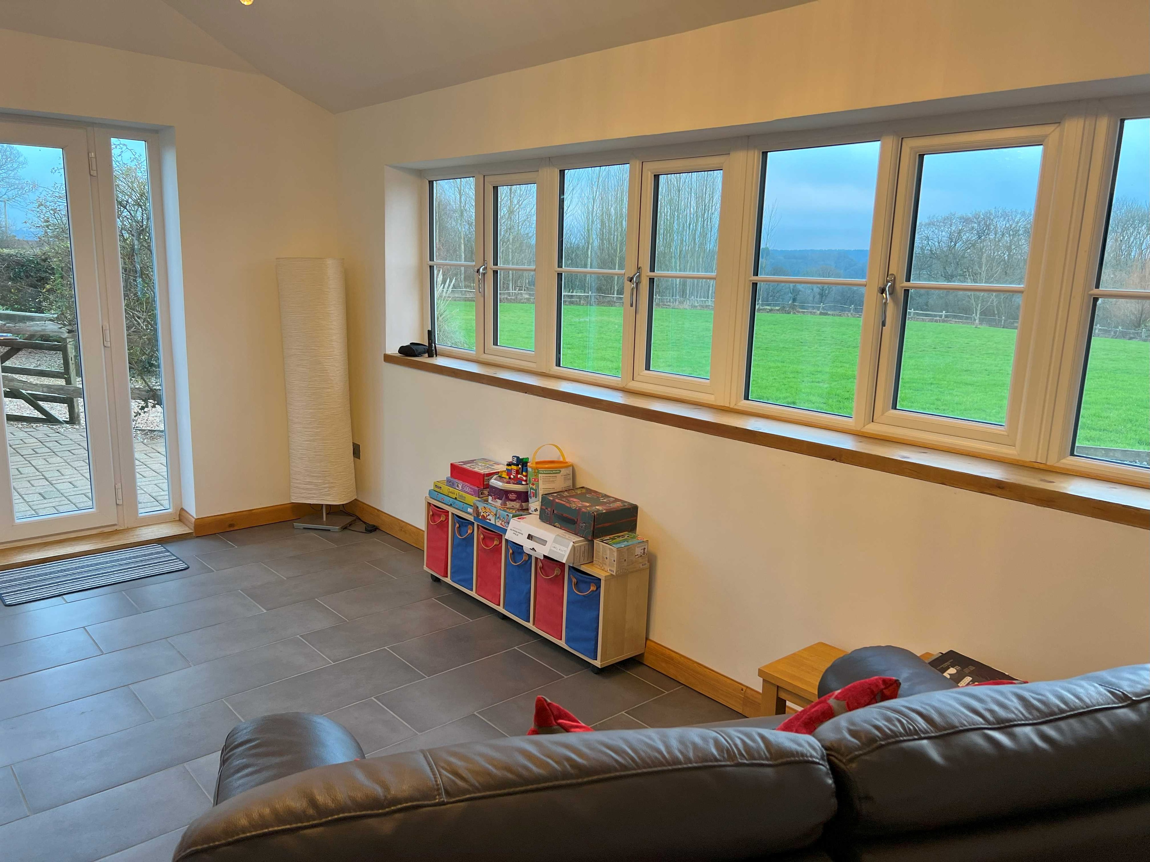 Second bedroom with garden views at The Retreat